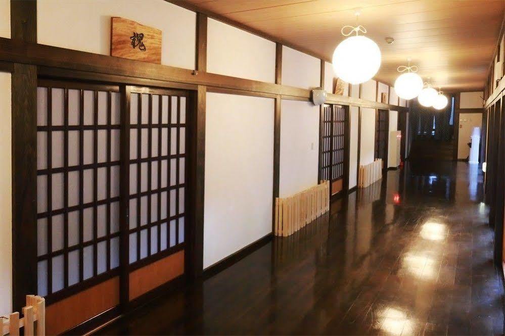 Hotel Kutsurogian Minamiuonuma Esterno foto